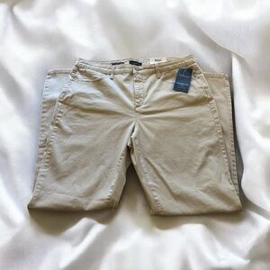 *NWT* Charter Club Women Lexington Straight Pants Size 16 Tummy Slimming